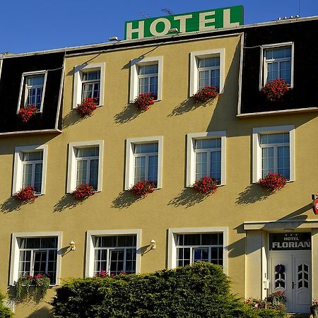 Hotel Florian Slavkov u Brna Εξωτερικό φωτογραφία