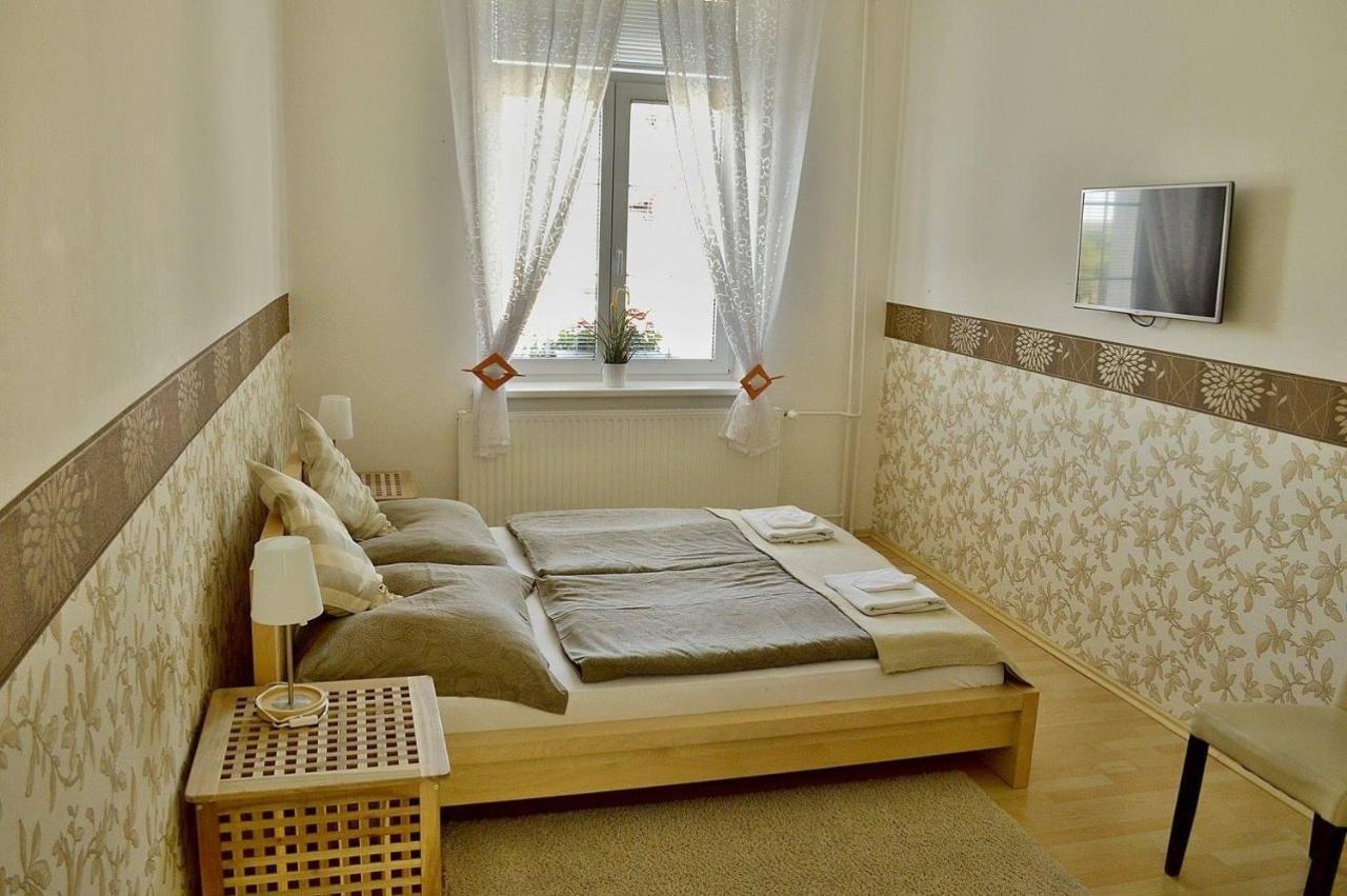 Hotel Florian Slavkov u Brna Εξωτερικό φωτογραφία